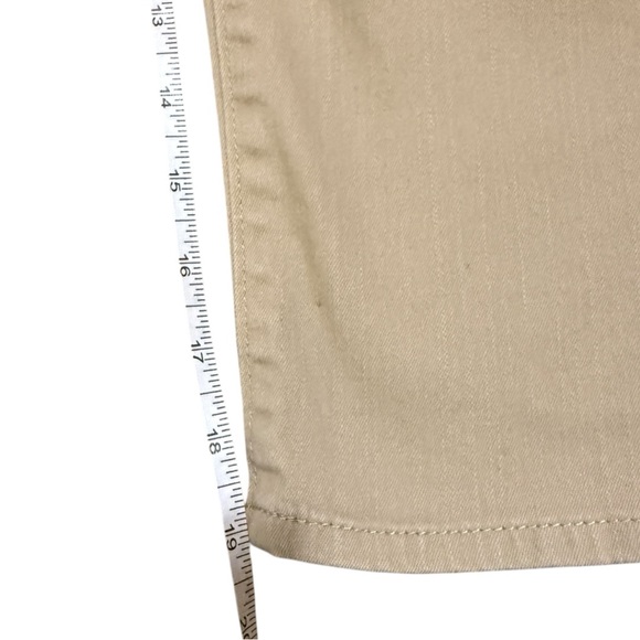 Tan Riders by Lee Cropped Pants - Picture 5 of 8